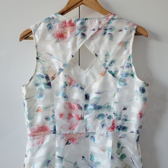 Yumi Kim White Floral Organza Dress - Picture 7 of 14